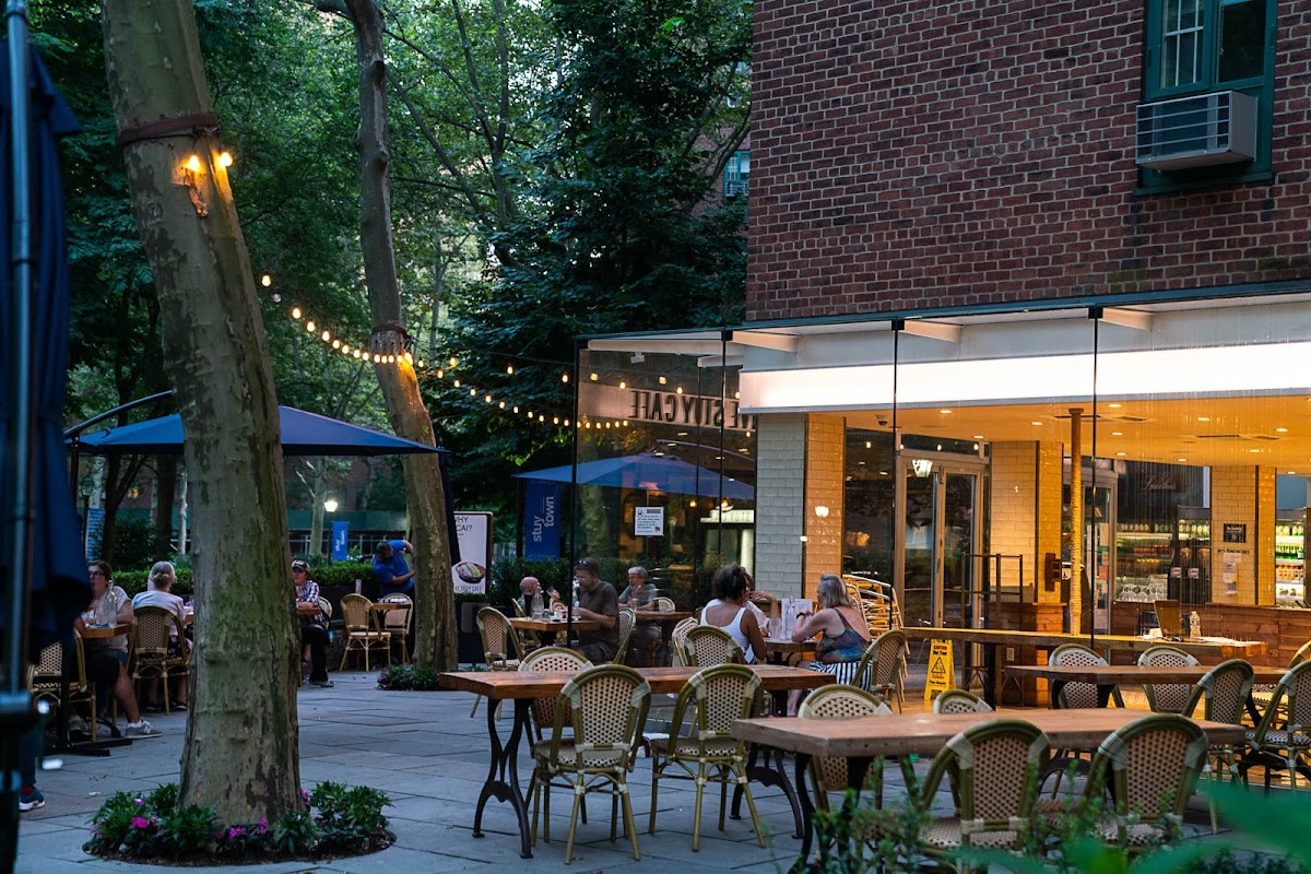 Five Stuy Cafe